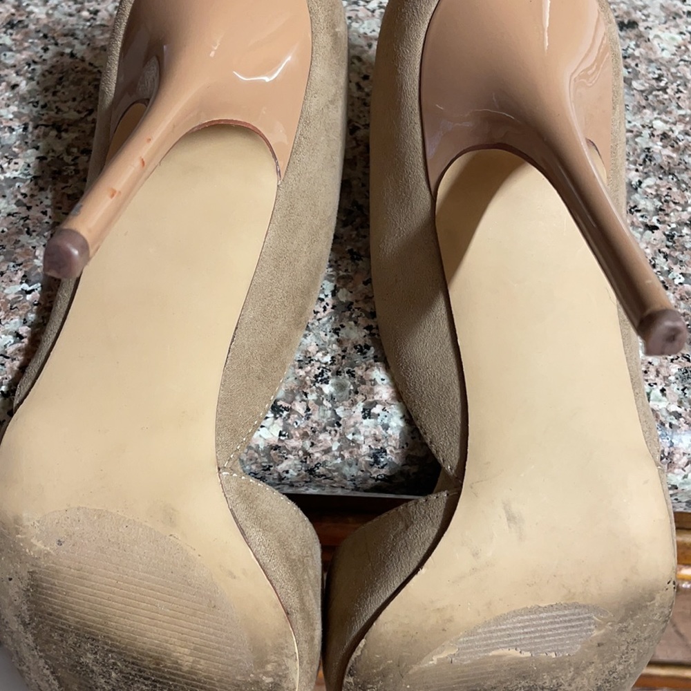 Shoes - Picture 5 of 5